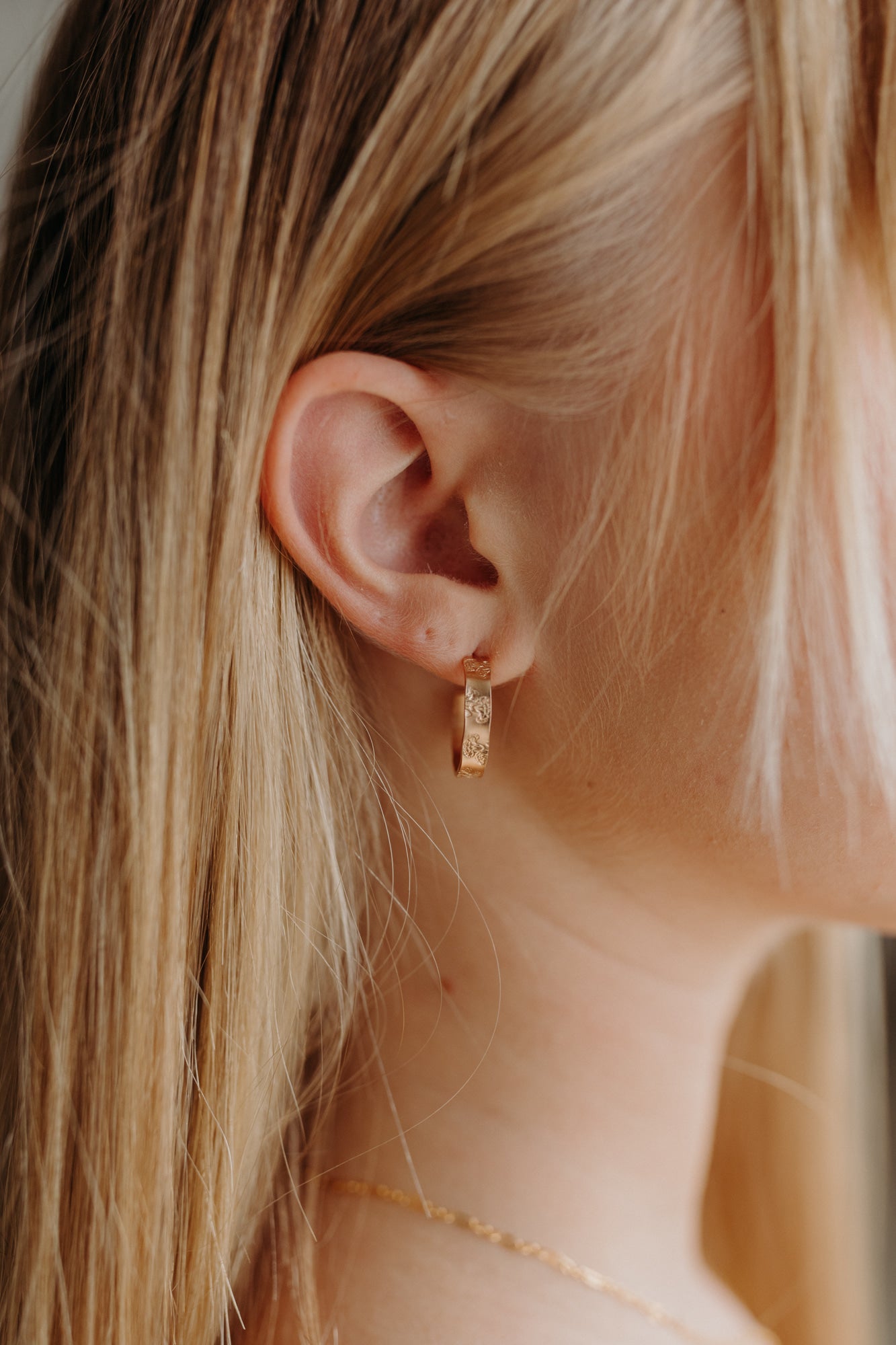 Ellia Hoops