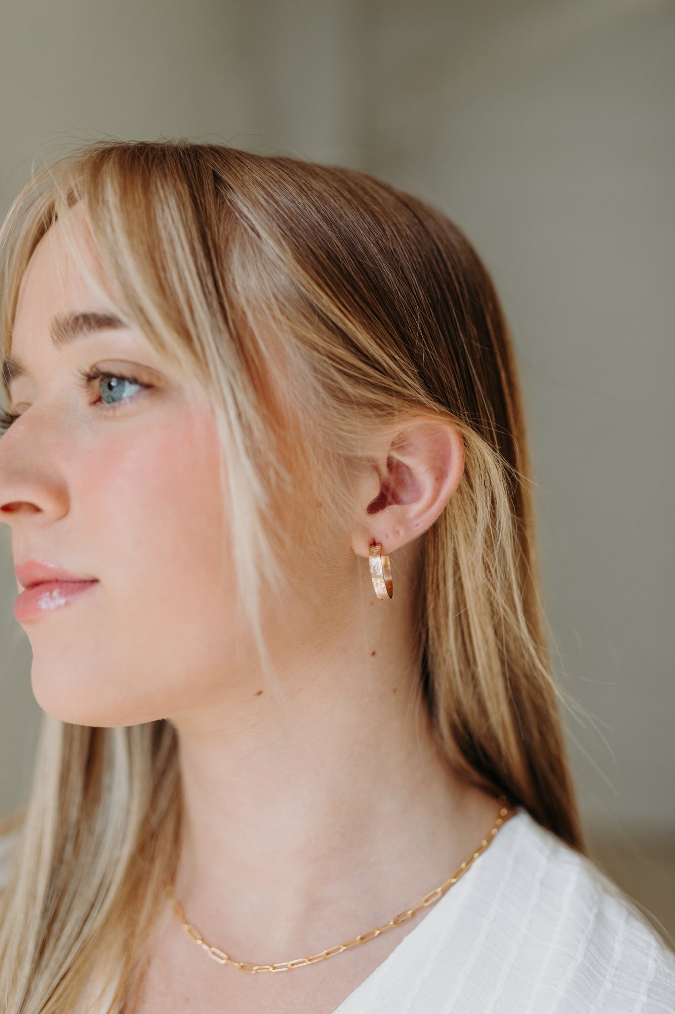 Ellia Hoops