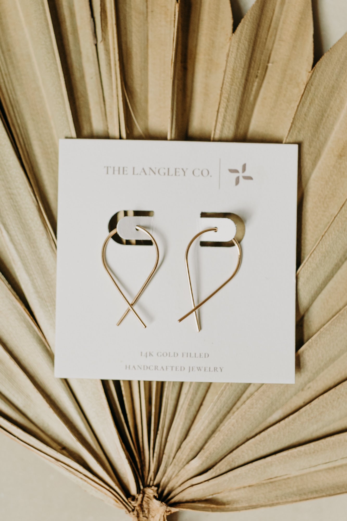 Minimalist Mandolen Earrings
