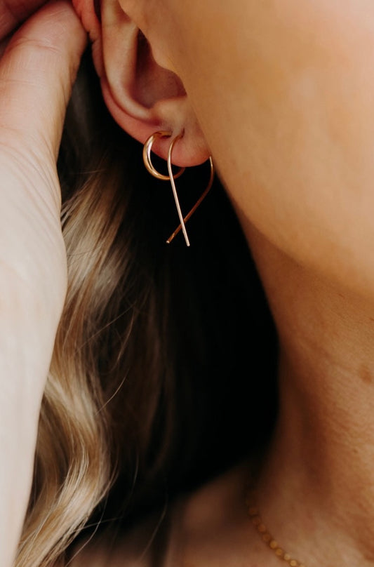 Minimalist Mandolen Earrings