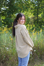 Load image into Gallery viewer, Ingrid Pullover: Khaki
