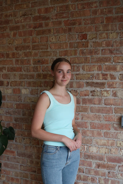 Reversible Tank: Aqua