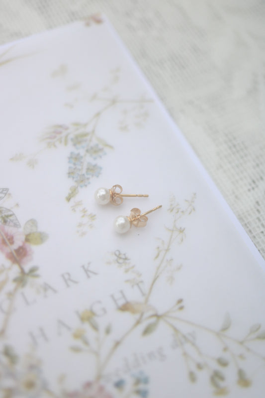 Pearl Studs