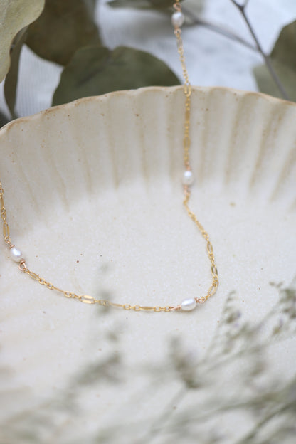 Pearl Anna Necklace